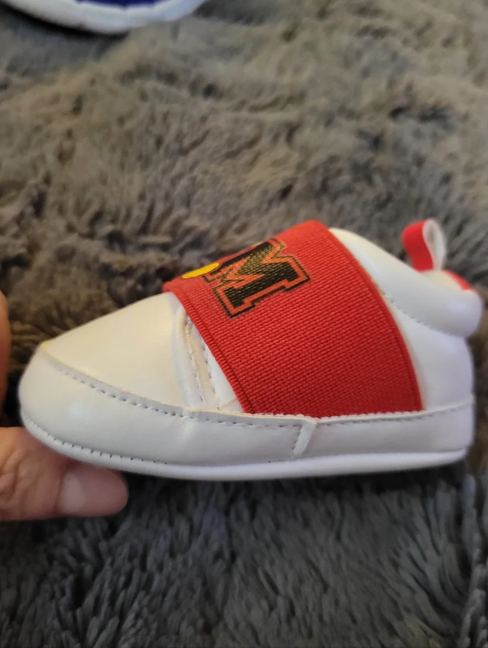 Disney Mickey Mouse Shoes Faux Leather Lace Up Sneakers Infant Size 3-6‎ Months